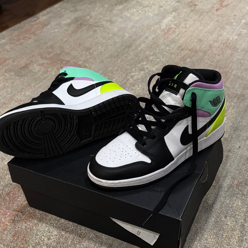 Nike Multicolor High-Top Sneakers